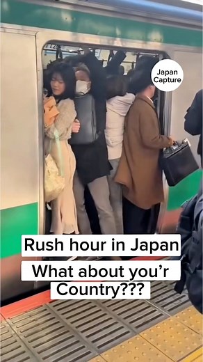400K views · 2.9K reactions | Tokyo rush hour in train 﫡 what about your country??? #japantrain #japanlife #fblifestyle #explorejapan #sharifsensei | Japan Capture | Facebook