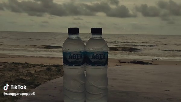 Iklan Aqua 2024: Promosi Produk Mineral Ala Inggris