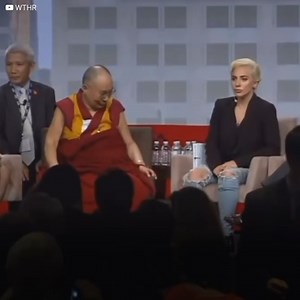 51K views · 326 reactions | Der Dalai Lama hatte Probleme mit Lady Gaga. Der Anführer fand ihr Outfit „unbedeckt“. Und damit wurde eine Grenze überschritten. Es war nicht nur peinlich, sondern auch unangenehm. Aber die Sängerin wollte sich das nicht gefallen lassen. Und sie würde am Ende aus der Haut fahren. | Ikonen | Facebook