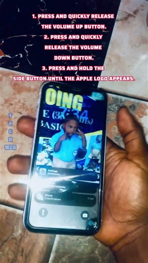 iPhone XR frozen screen fix (force reboot) #iphone #reset #shorts #autoupgrade