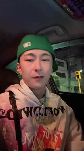 真っ直ぐ生きます：トー横のラッパー