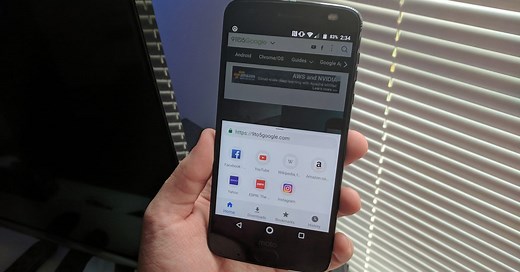 Ex-Googler explains why Chrome abandoned a redesign similar to iOS 15 Safari years ago