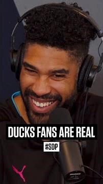 Ducks fans exist! We've met some! 😅 #SDP #ducks #nhl #hockey