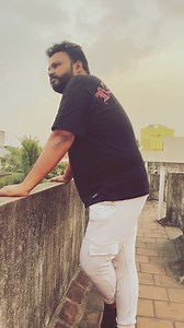 வாழும் வாழ்க்கை வலி நிறைந்ததாய் இருந்தாலும் வடுக்கள் நிறைந்ததாய் இருந்தாலும் அதை நீக்கும் முயற்சி உன்னிடம் தான் உள்ளது..... | Kareemtime