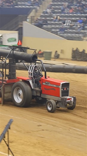 "One Bad Massey" Hot Farm Tractor pulling at the 2026 Kentucky Invitational TNT Truck & Tractor Pull! #Tractor #Horsepower #Turbo #Diesel | JP Pulling Productions