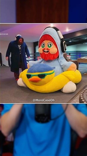 She Crocheted A 180 Pound CaseOh 🤯