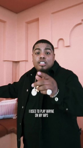 Spilling the Tea with Smiley: A Bus Conversation