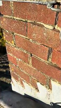 Leaning Aerial can cause damage to your property #aerial #mklcs #freeview #chinmey #roofwork