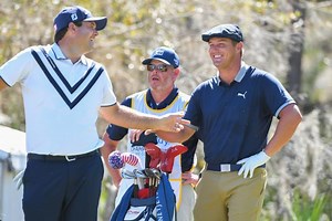 Study shows golf fans are angriest sports fans on social media. Water also wet