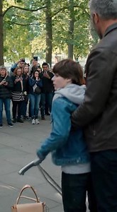 I WAS HELPLESS WHEN MY STEPMOTHER KICKED MY CRUTCHES AWAY IN PUBLIC. SHE THOUGHT I HAD NO ONE LEFT, BUT THE HOMELESS VET UNDER THE BRIDGE REMEMBERED THE DEBT HE OWED MY MOTHER—AND HE KNEW HER DARKEST SECRET. The pavement in Oak Creek, Ohio, is unforgiving in July. It’s the kind of heat that makes the asphalt soft enough to trap a secret, but hard enough to break a bone. I felt the wood of my crutches slip before I even heard her move. "You’re a stain on this family, Leo," Evelyn hissed, her voic