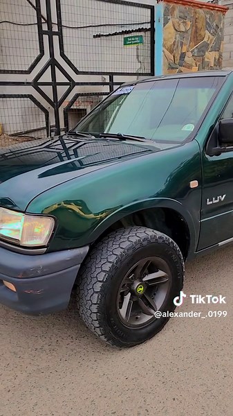 Flamante Chevrolet LUV 2.2: Camionetas Originales