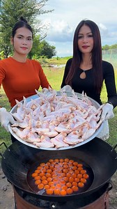 Golden crispy fried chicken dripping with homemade chili sauce — the crunch, the spice, the flavor explosion you’ll never forget! Watch till the end for the secret sauce that makes everyone ask for seconds. | Spoonful Secrets