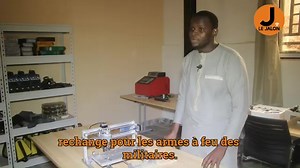 41K views · 3.2K reactions | Mali  Un jeune étudiant à fabriqué une machine mini fraiseuse outils à commande numérique à 3 axes. Il s'appelle Adama Diallo étudiant à l'Ecole nationale d'ingénieurs (ENI). Bravo  | Entrepreneuriat par excellence en Afrique | Facebook