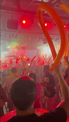 The Best Night at Riu Palace Santa Maria? 🌴✨ Neon Party