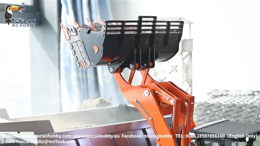 JDM 198 hydraulic loader and JDM 180 dumper are working together. | Toucanhobby