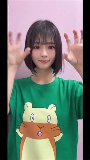 [UP-T] NMB's Shino Taniguchi tries dancing the Up-T dance in an original T-shirt! #Shorts