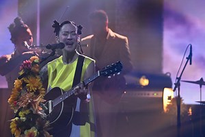 Japanese Breakfast's performance of “Kokomo, IN" felt like a dream! 🌼 🎶 #Colbert | The Late Show with Stephen Colbert