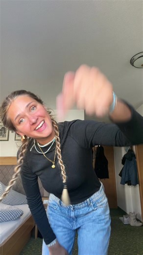 Hardtekk Allstars Fall Song: A Must-Listen Tech Track