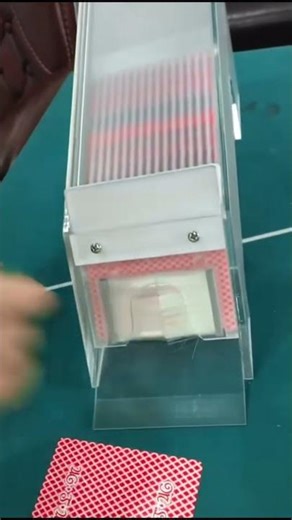 看视频加《微信81595397》普通扑克牌报点器是一台#普通扑克牌德州扑克最新产品 #筒子作弊仪器 #木棍押宝破解 #赌博耳机评测