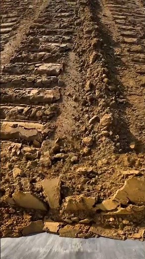 Dozer Blade POV | John Deere Construction