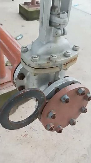 Figure 8 || Spacer and blind || Spectacle Blind #oilandgas #piping #oil #subscribe