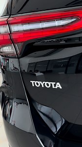 #Fortuner | Diseñada para quienes no siguen el camino, lo lideran. 🚙⚡️ ✔ Tracción 4x4 ✔ Motor potente y eficiente ✔ Tecnología y confort para toda la familia #ToyotaSV #TuVidaNosInspira | Toyota El Salvador