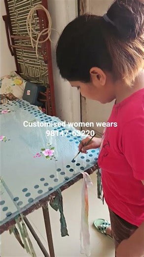 Hand Painting Dupatta Design ✨ | Custom Punjabi Suit Dupatta by Roopzcreation 🎨 #Shorts