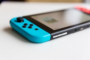 Puedes comprar una consola o un televisor con garantía extendida en Amazon México, pero no la vende Amazon México