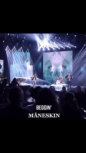 Måneskin - Beggin' Official Music Video