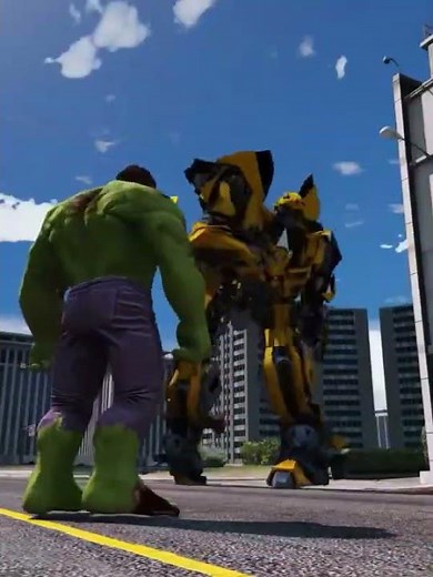 WHY is BEE Fighting Hulk? BUMBLEBEE vs HULK🤖💚