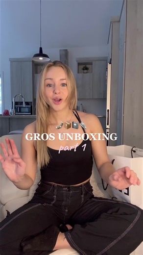 PART 1 • Gros unboxing 🫶🏼 @Éditorial Boutique @Mennillo designs @VITAE APPAREL @Renaud-Bray #fyp #unboxing #francais #foryou