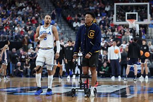 Top 10 all-time college basketball programs ft. Kentucky, UCLA, UNC, and more