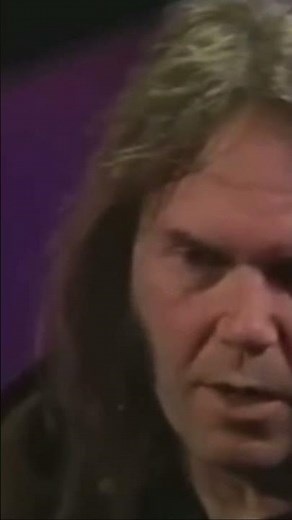 Neil Young - Burning out? Or fading away? 🤔