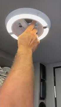 How to Use the Bathroom Vent in Our Sprinter Van 💨 | Tutorial