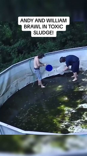 Andy and William have a battle in their neglected pool #fyp #violette1st #foryou