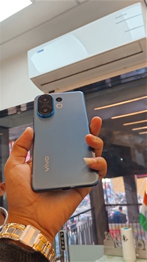 Vivo T4 Pro...#shorts #viralshort #trending #smartphone #unboxing #tech #youtube #shere #mobilephone