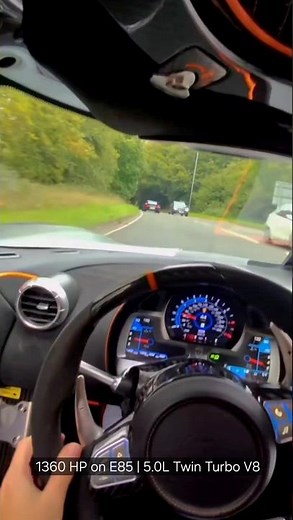 Koenigsegg One:1 Acceleration | Pure Sound