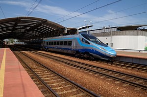 Pendolino Premium Express Hochgeschwindigkeitszug. PKP Intercity...