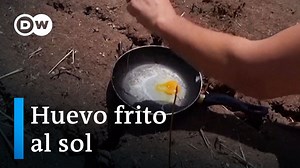 58K views · 1.3K reactions | Grecia vive la peor ola de calor desde 1987 Las temperaturas superaron los 40 grados y alcanzan para freír un huevo. El calor extremo ha causado estragos en el turismo. Expertos creen que el cambio climático podría haber contribuido a la ola de calor. | DW Español | Facebook