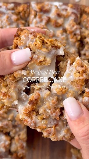 Caitlin Jesson on Instagram: "MEDJOOL DATE COFFEE CAKE (GF / DF) ✨ If you enjoyed my viral cinnamon roll cake, you will love this medjool date coffee cake! Made with the same date cake base as my original version but topped with an oat and almond flour crumble for an irresistible crunch right on top. Optional to finish with a drizzle of icing for an extra sweet treat! Save and follow @caitlinjesson for easy gluten free and dairy free recipes. 12 medjool dates, pitted and roughly chopped 1 cup bo