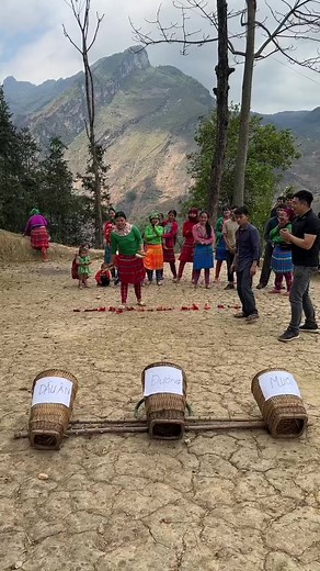 780K views · 6.9K reactions | Mini game vui nhộn ở bản làng bên bờ sông Nho Quế ❤️. | Nắng Cao Nguyên | Facebook