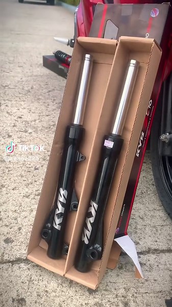 WOAH KYB #fyp #hondaclick #indoconcept🇮🇩 #foryoupage #icph🇵🇭🇮🇩 #vario #montage #foryou #modifikasi #kyb #