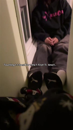 @🪶🩷averyoneisawesome_ #flamingoalbert#tempristroblox #roblox#feet