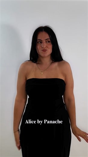 Expertly designed to lift, smooth and stay put 🙌 Designed with bigger boobs in mind, our Strapless Collection will keep you feeling secure so you can wear the outfits you really love this summer 💖 | Bravissimo