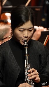 216K views · 5.4K reactions | Soloist Yebin Seo gives a masterful performance of Weber's Clarinet Concerto No. 2 at the Ghent Clarinet Competition, accompanied by the Flanders Symphony Orchestra. Take a minute to listen, you won't regret it  Full recording on the VandorenTV YouTube channel  #vandoren #clarinet #clarinetist | Vandoren USA | Facebook