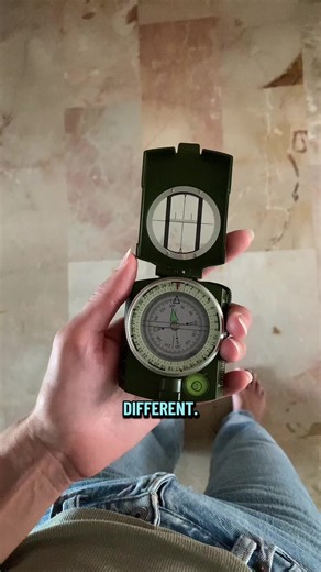 How to Measure with a Compass for a Feng Shui Reading