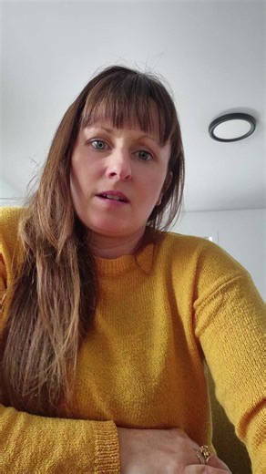 🎄 22 décembre. J’ai vu mes enfants aujourd’hui. Je ne les reverrai pas avant le 6 janvier. Pourquoi? ➡️ Aucune intervenante disponible pour superviser les visites pendant Noël. ➡️ Une ordonnance de la cour non respectée. Des enfants attendent. Une mère explique l’inexplicable. Le système est en pause. 👉 Les droits des enfants ne devraient jamais prendre congé. #fyp #DroitsDesEnfants #LienParentEnfant #OrdonnanceNonRespectée #DPJ