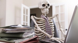 Más de siete mil muertes diarias por accidentes o enfermedades laborales