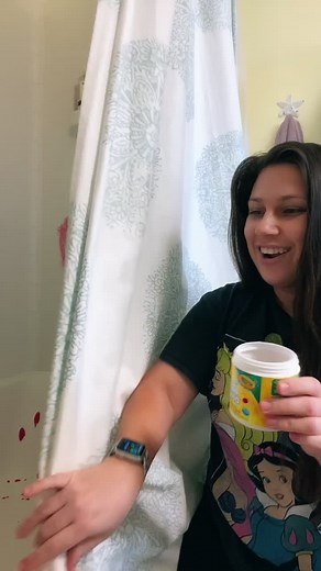 Why are views down?! 💀 #momhumor #momsoftiktok #foryoupage #toddlers #bathtime #crayola