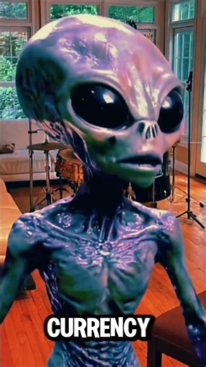 Alien Learns About Dancing & Money on Earth! #3iatlas
